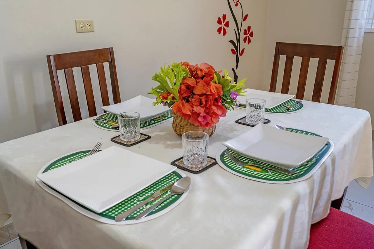 Palm Leaf Cottage Montego Bay Holiday home